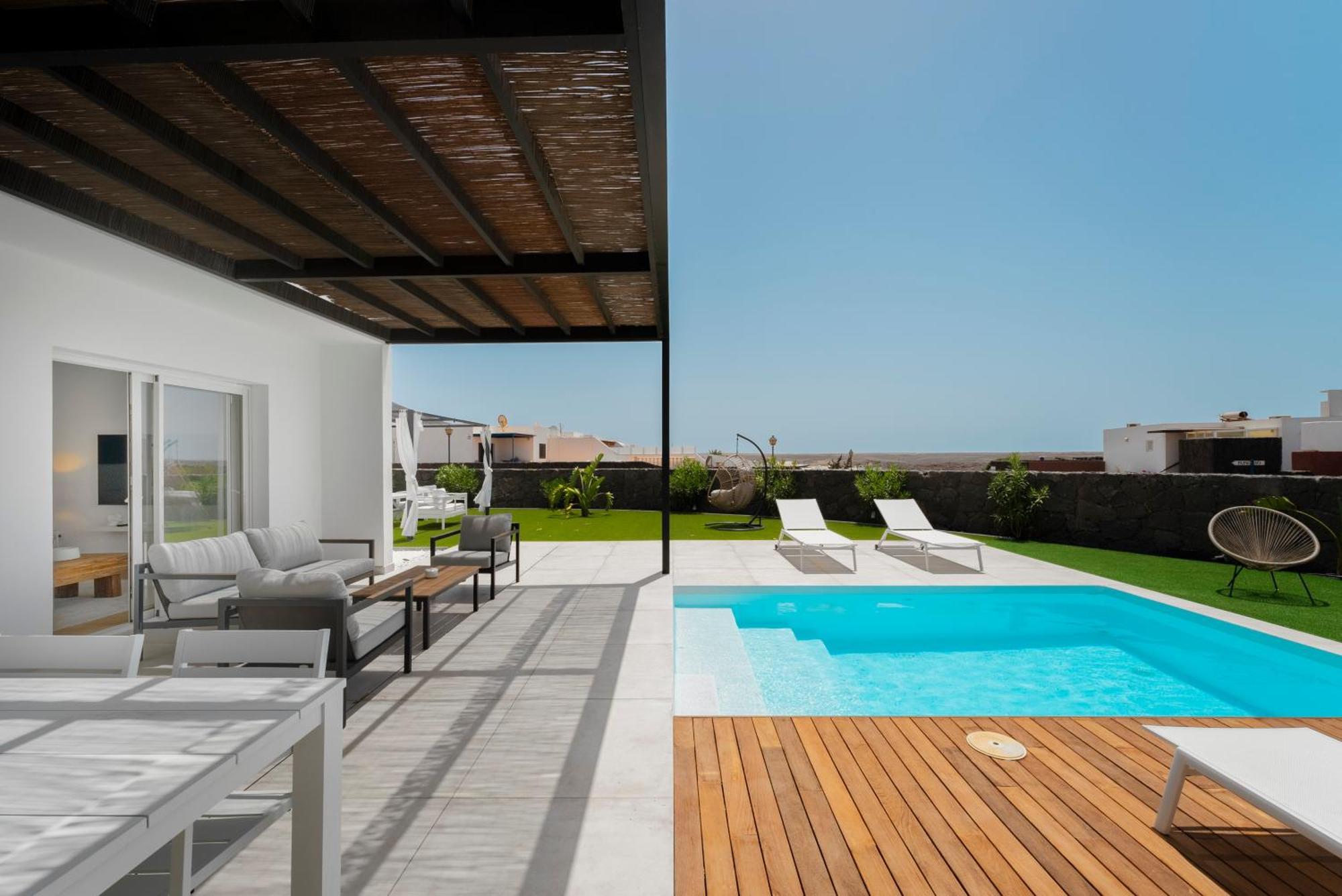 Villa Menta Relaxing Corner In Front Of The Ocean ปลายาบลังกา ภายนอก รูปภาพ