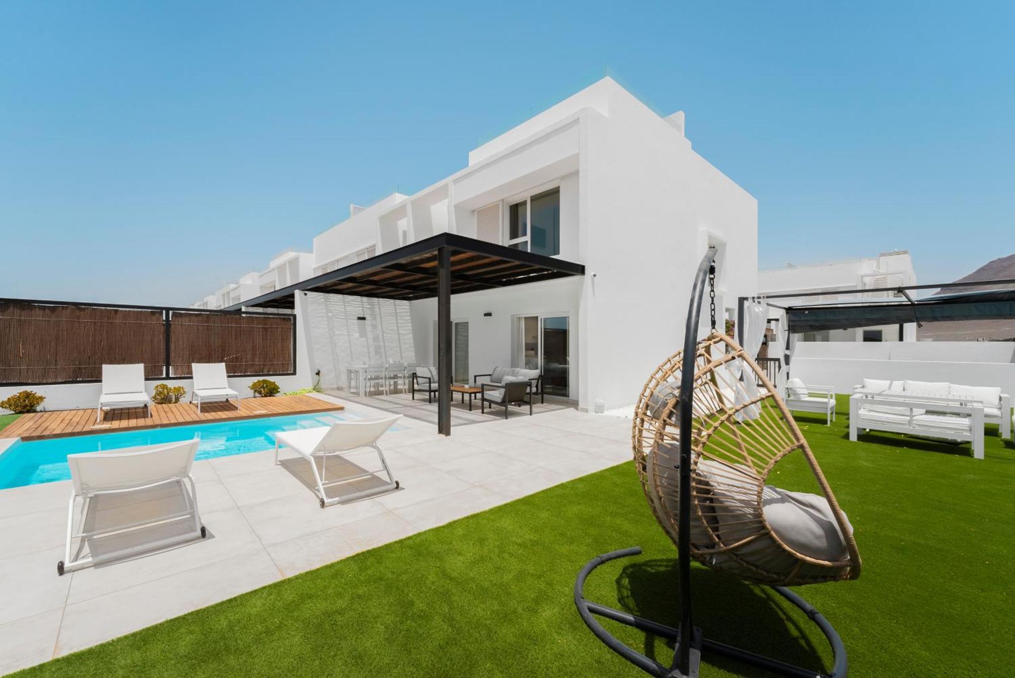 Villa Menta Relaxing Corner In Front Of The Ocean ปลายาบลังกา ภายนอก รูปภาพ